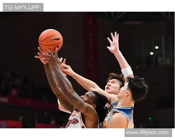 北京篮球队的转型之路:从传统强队到现代篮球的探索与挑战 北京篮球队的转型之路:从传统强队到现代篮球的探索与挑战